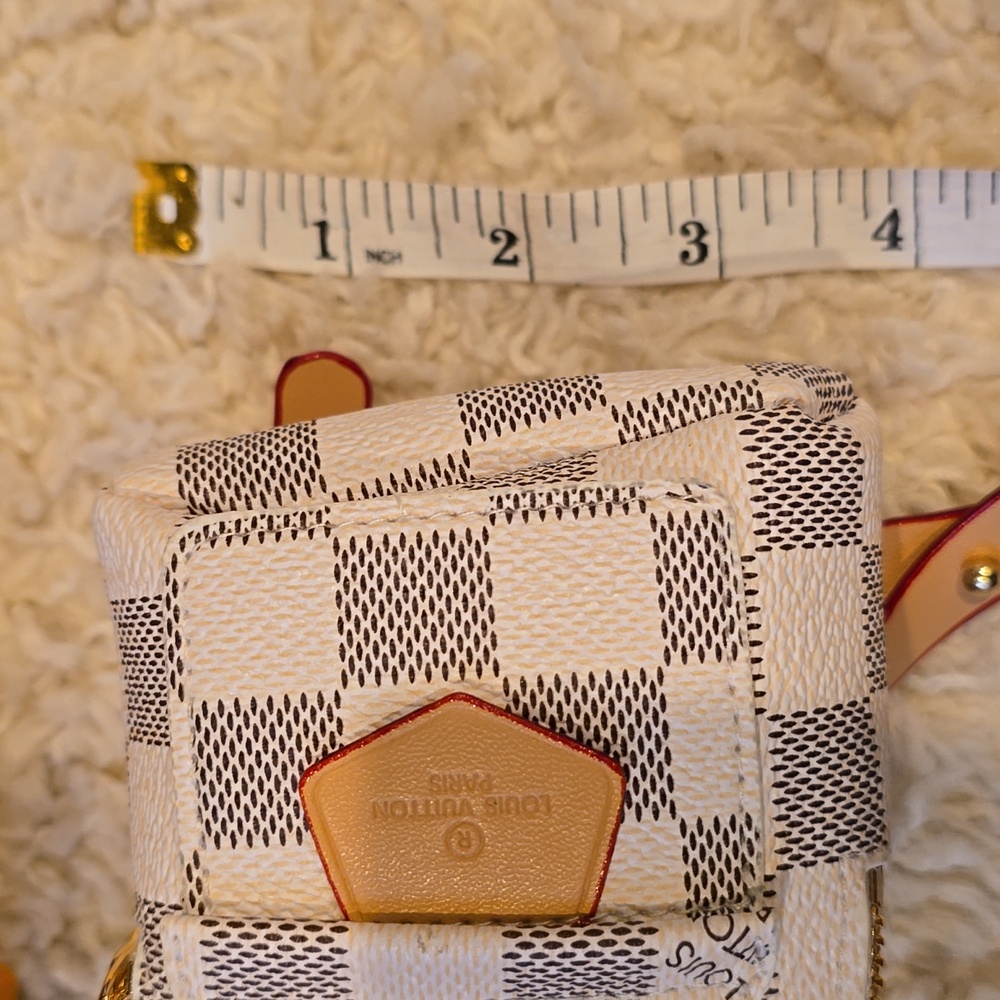 LV Mini Checkered Backpack Keychain/Bag Charm Pouch - Picture 9 of 10
